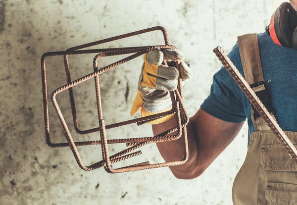 Découvrez les croix de chainage : élégance et robustesse