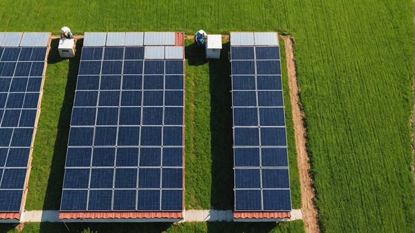 Location de toiture photovoltaïque : une aubaine pour les agriculteurs